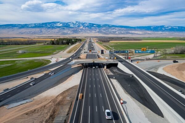 overland road i-84 interchange construction